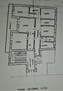 zoom immagine (Appartamento 160 mq, soggiorno, 3 camere, zona Stazione)