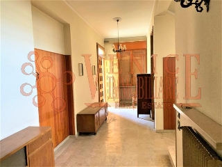 zoom immagine (Appartamento 300 mq, soggiorno, 5 camere, zona Spresiano - Centro)