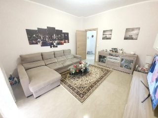 zoom immagine (Appartamento 80 mq, soggiorno, 2 camere, zona Casale Monferrato)